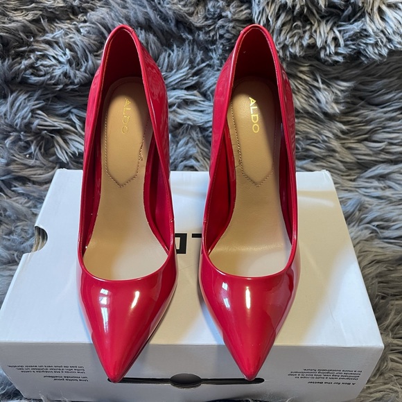 Aldo Stessy Patent Red High Heel Pumps - Picture 4 of 11